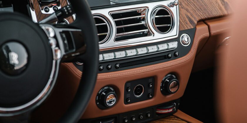 5 Unconventional Tips for a Showroom-Worthy Car Interior